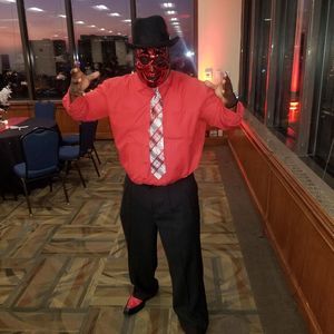 Meet your Posher, Pluck